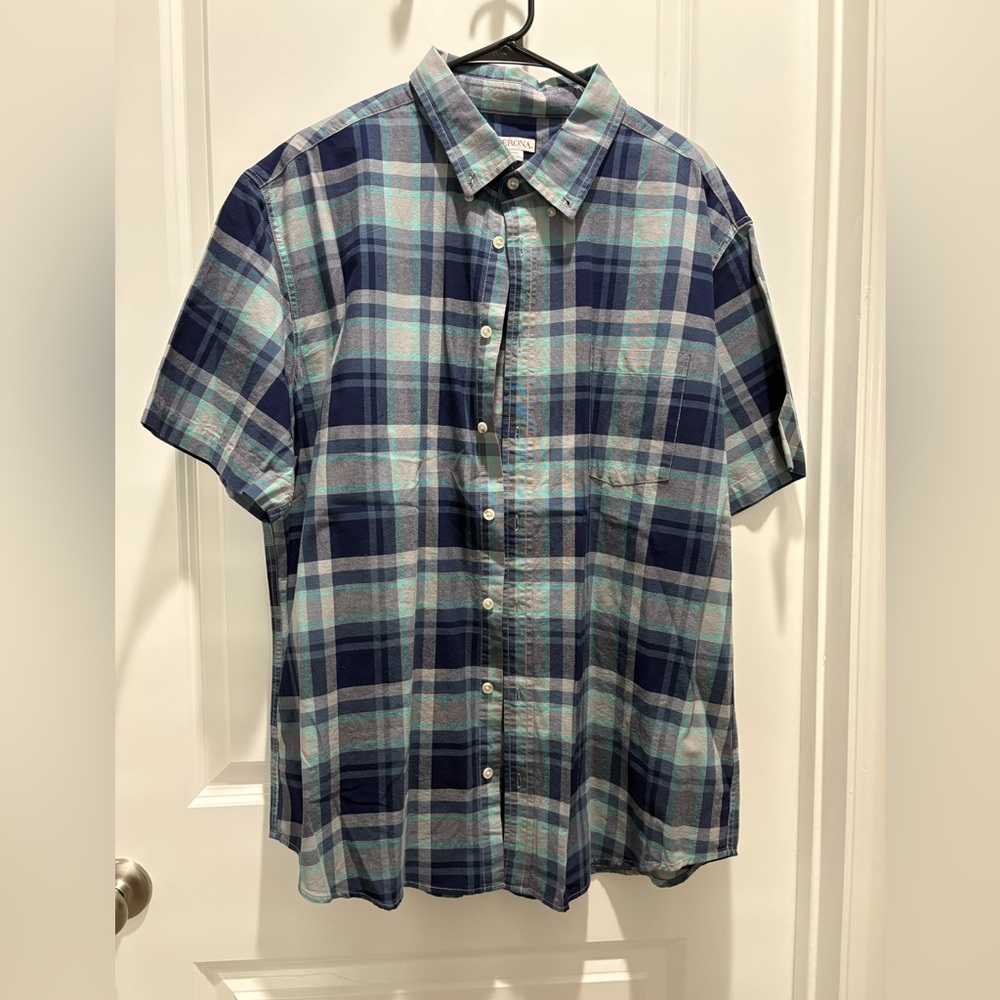 Merona Men’s Blue and Grey Checkered Casual Dress Shirt